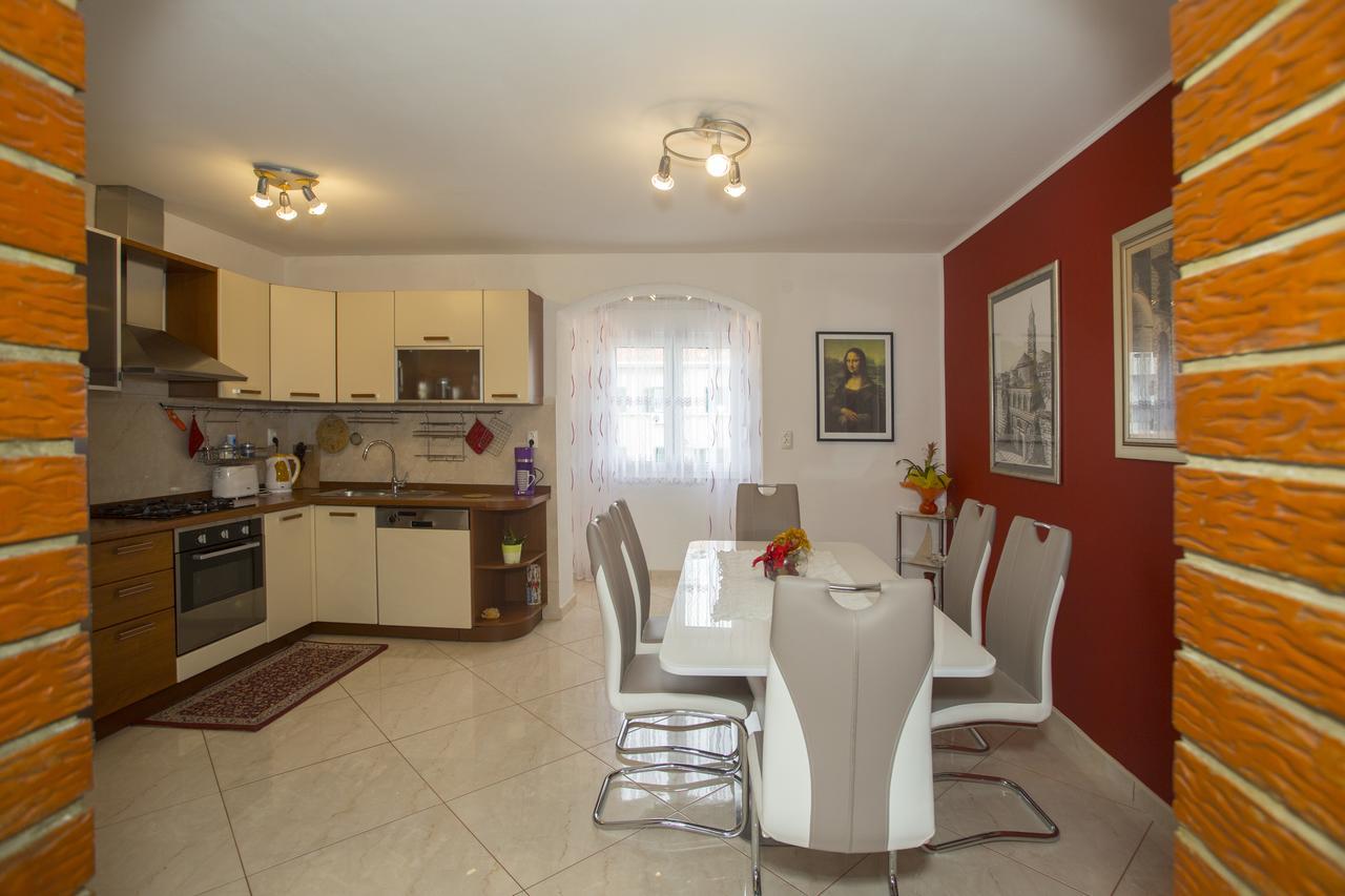 Apartma Marijeta *